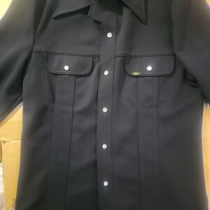 Vtg Lee 60\70s polyester shirt has weight pearl snap buttons